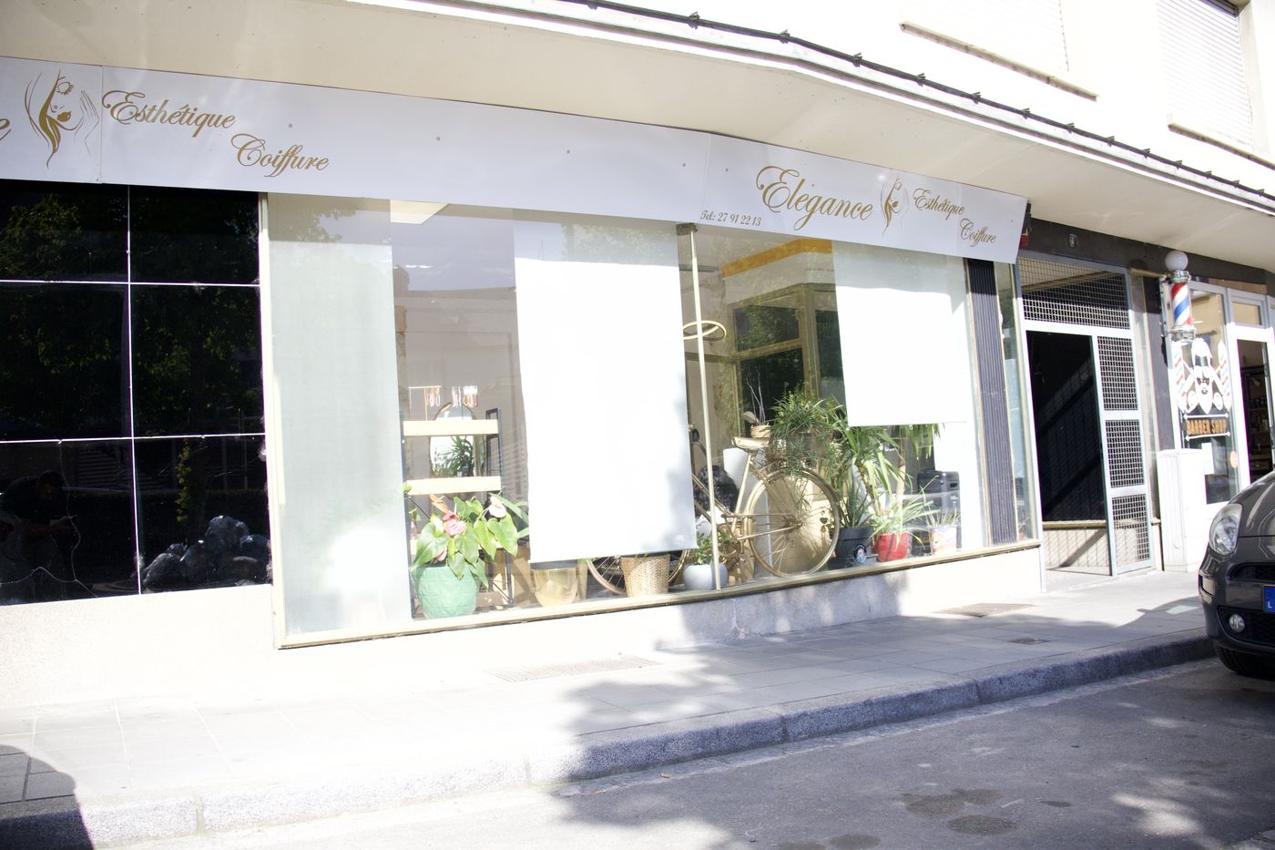 Devanture de l'Institut & Élégance, rue Sigismond